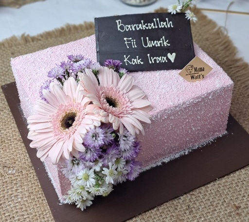 Pandan Kelapa Muda Pink Bunga Medium